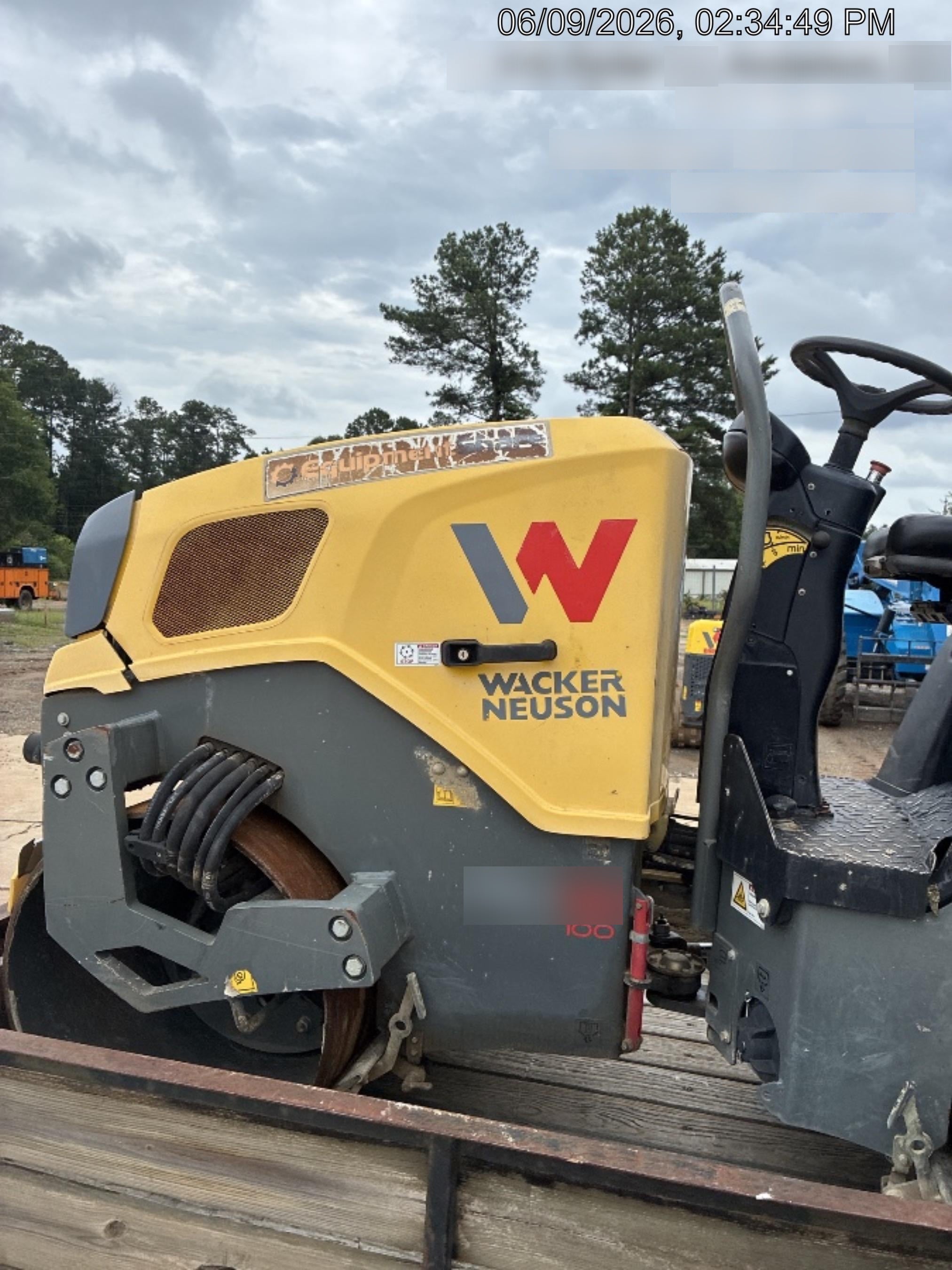 2017 WACKER NEUSON RD18