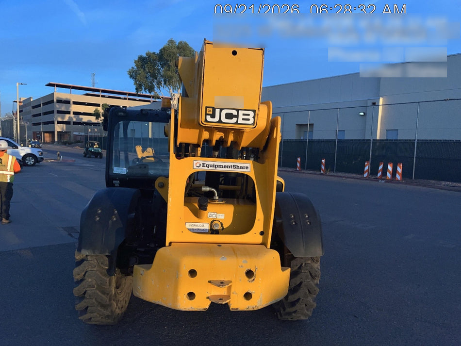 2020 JCB 510-56