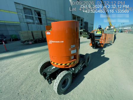 2025 JLG E300AJP