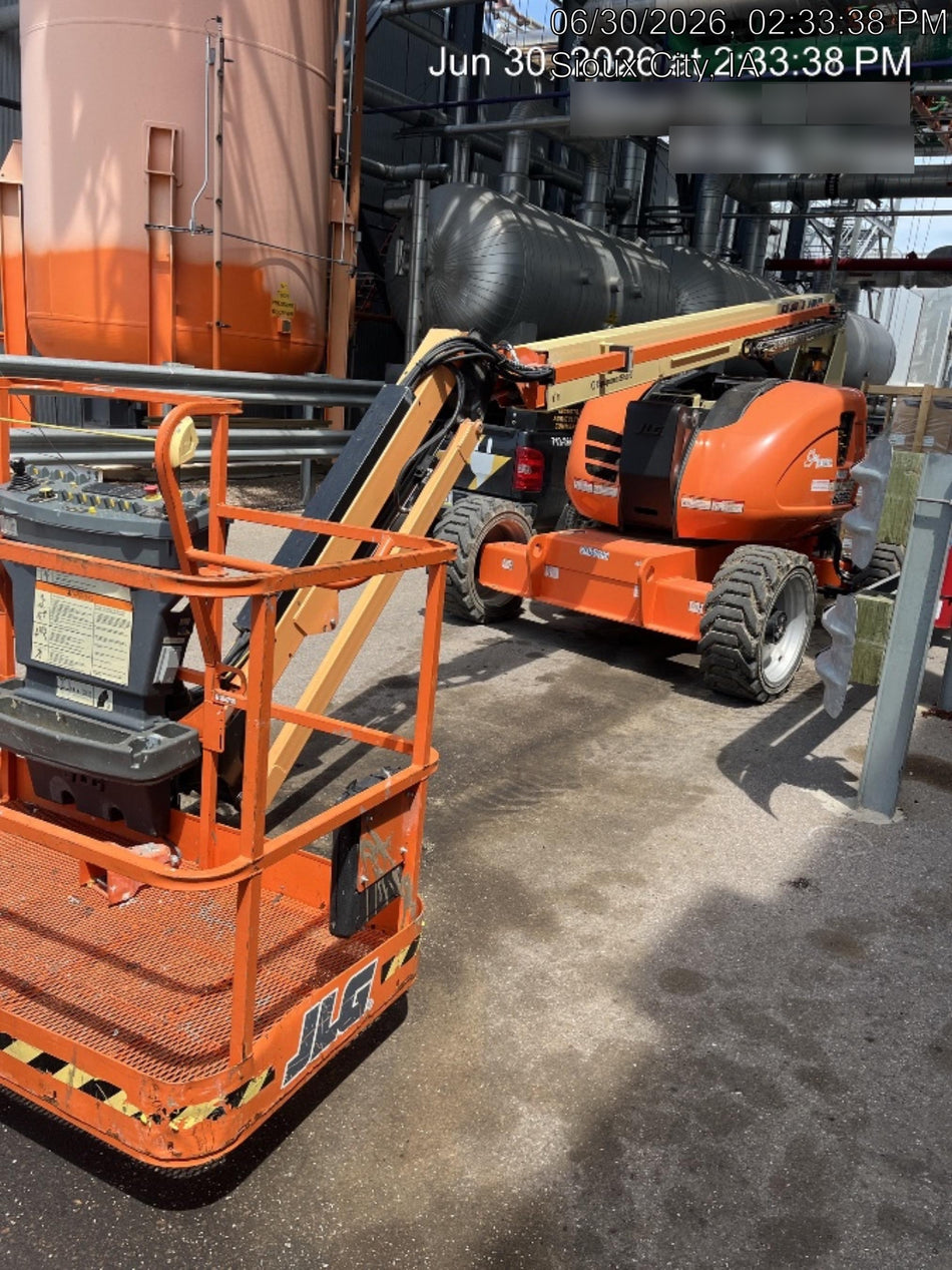 2023 JLG 600AJ