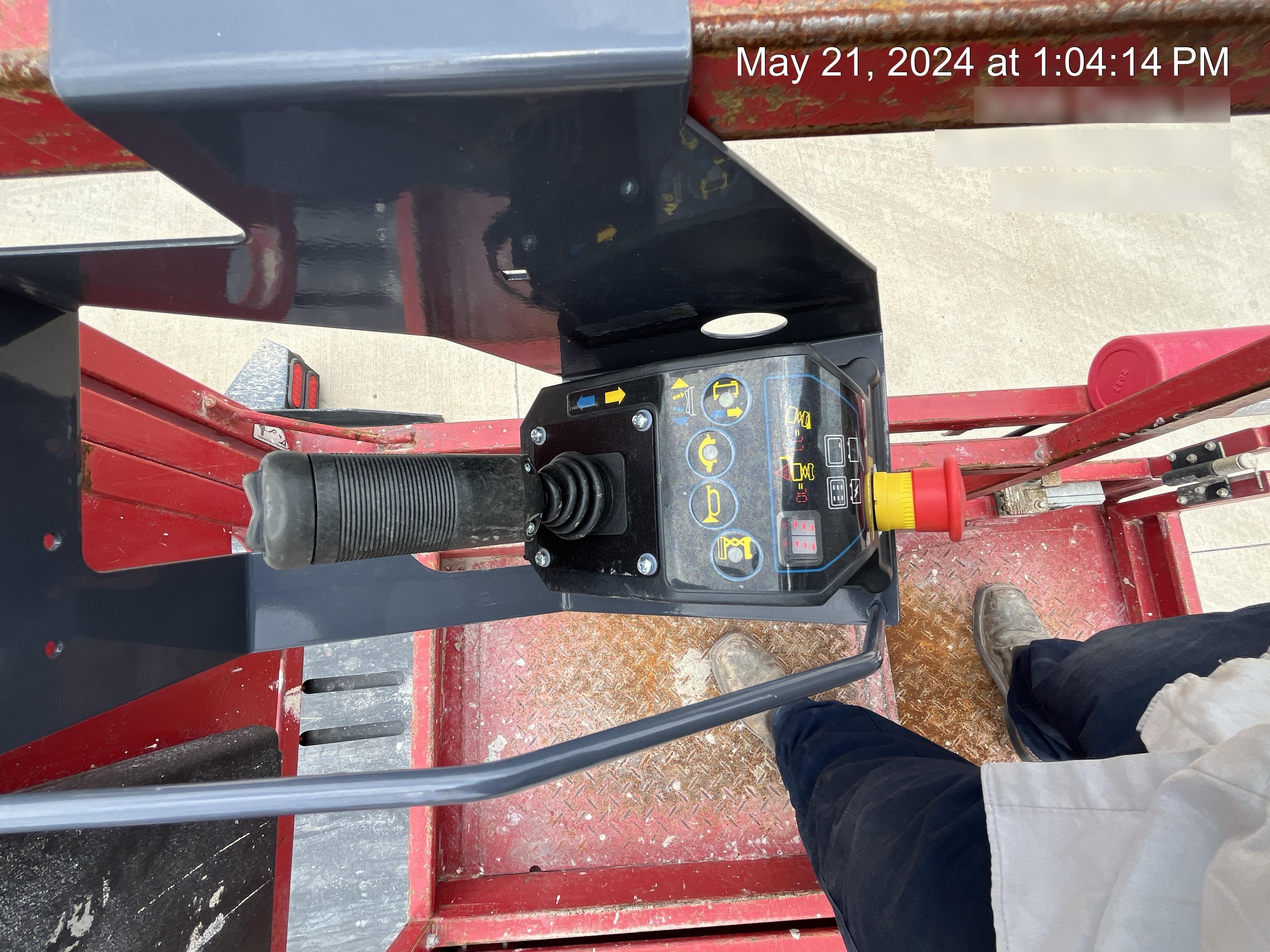 2019 MEC 1330SE MEC 1330SE w/ES Track Hardware, Full Extended 2 Year Warranty