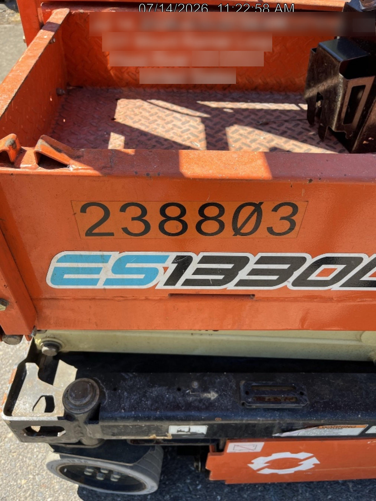 2022 JLG ES1330L