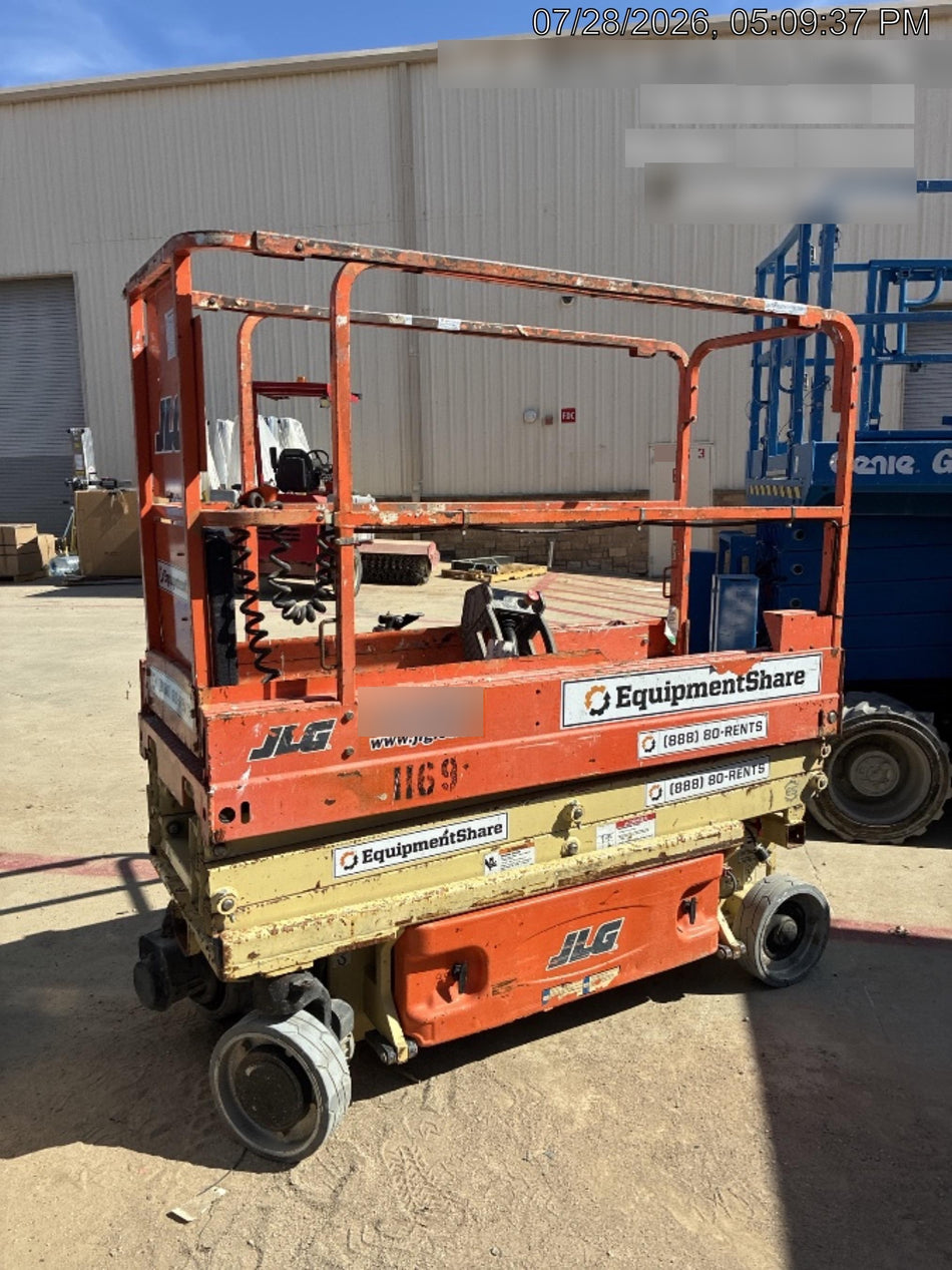 2016 JLG 1930ES