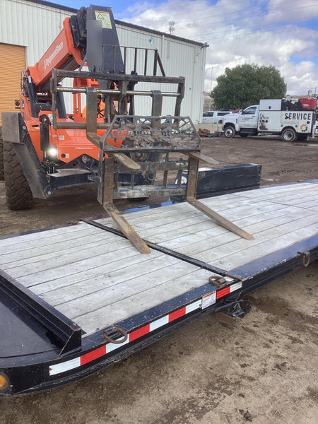 2021 PALADIN 48" Pallet Forks - Paladin