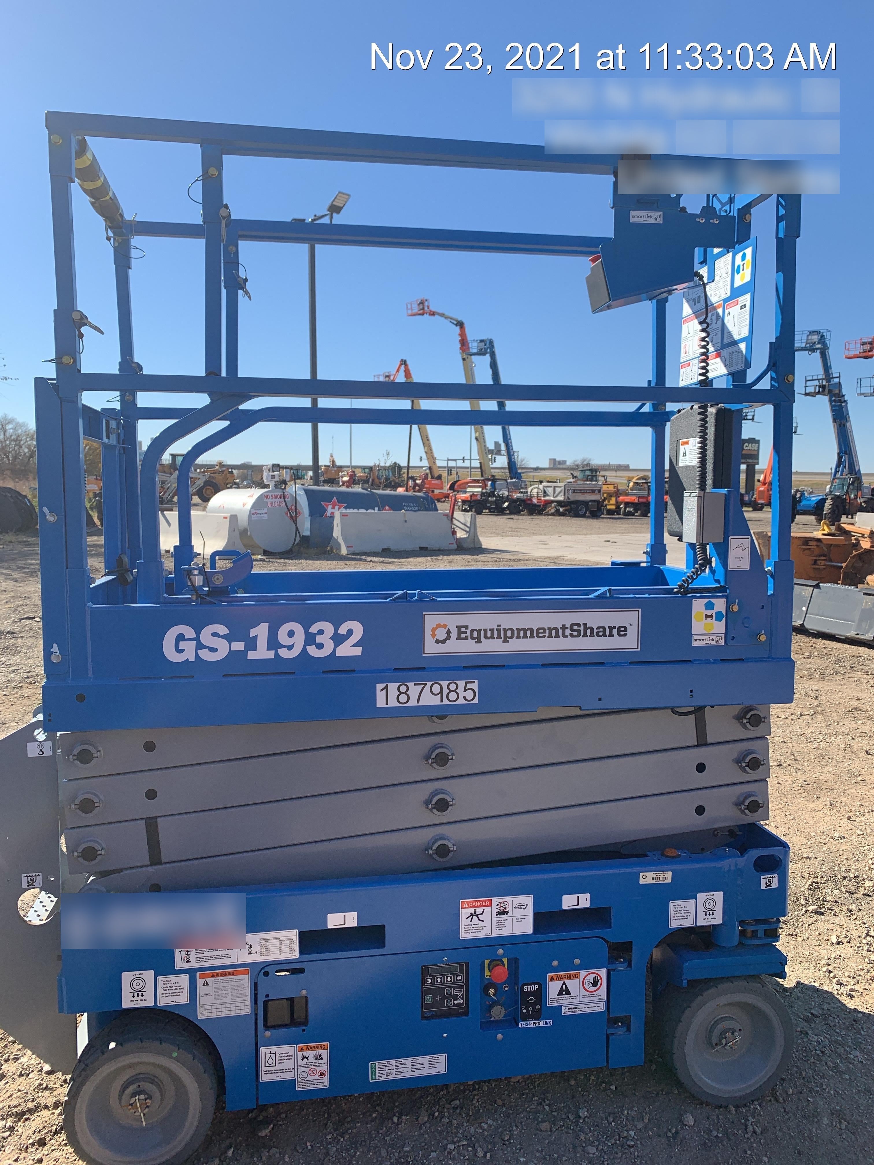 2021 GENIE GS-1932