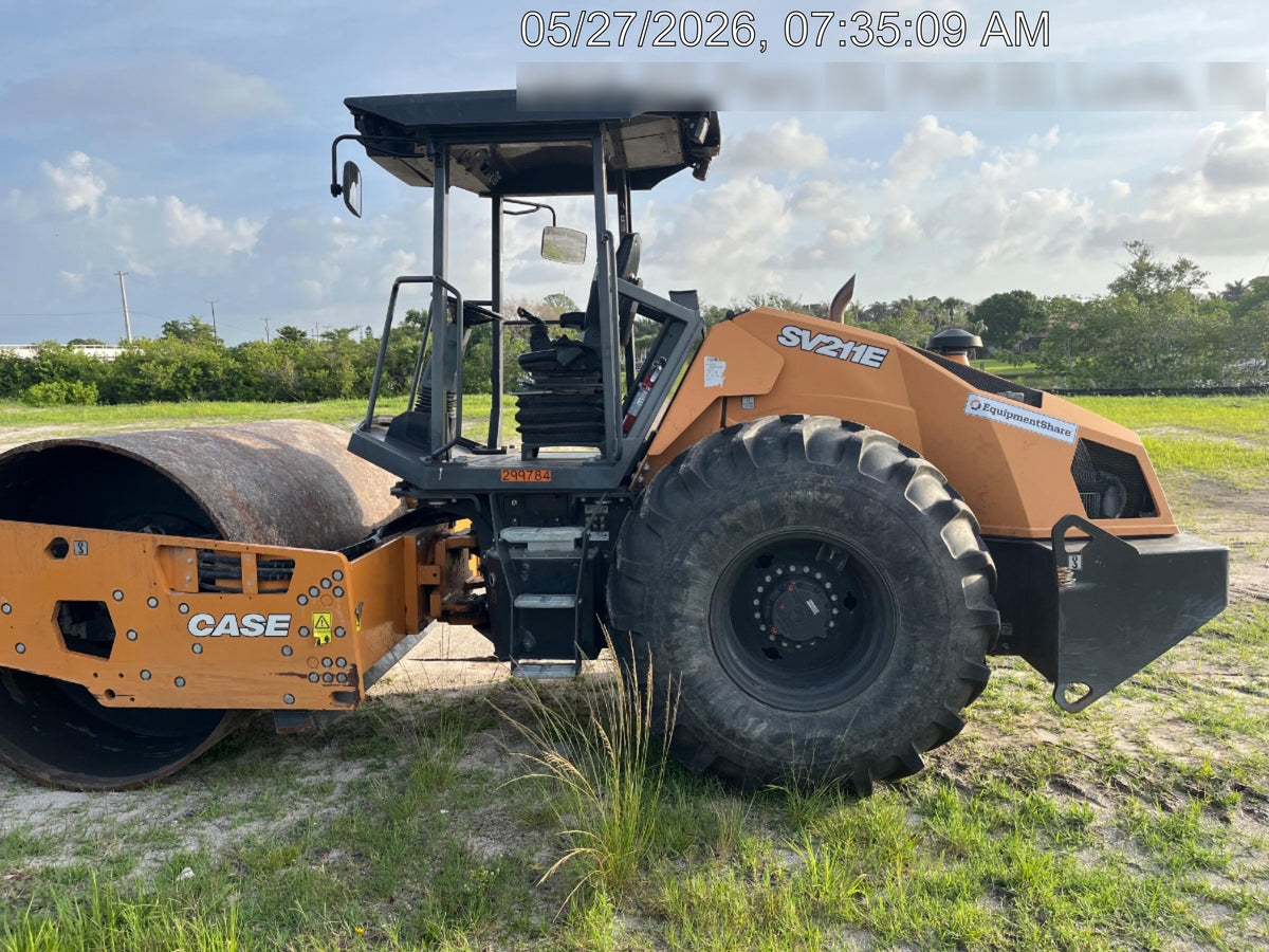 2023 CASE SV211E