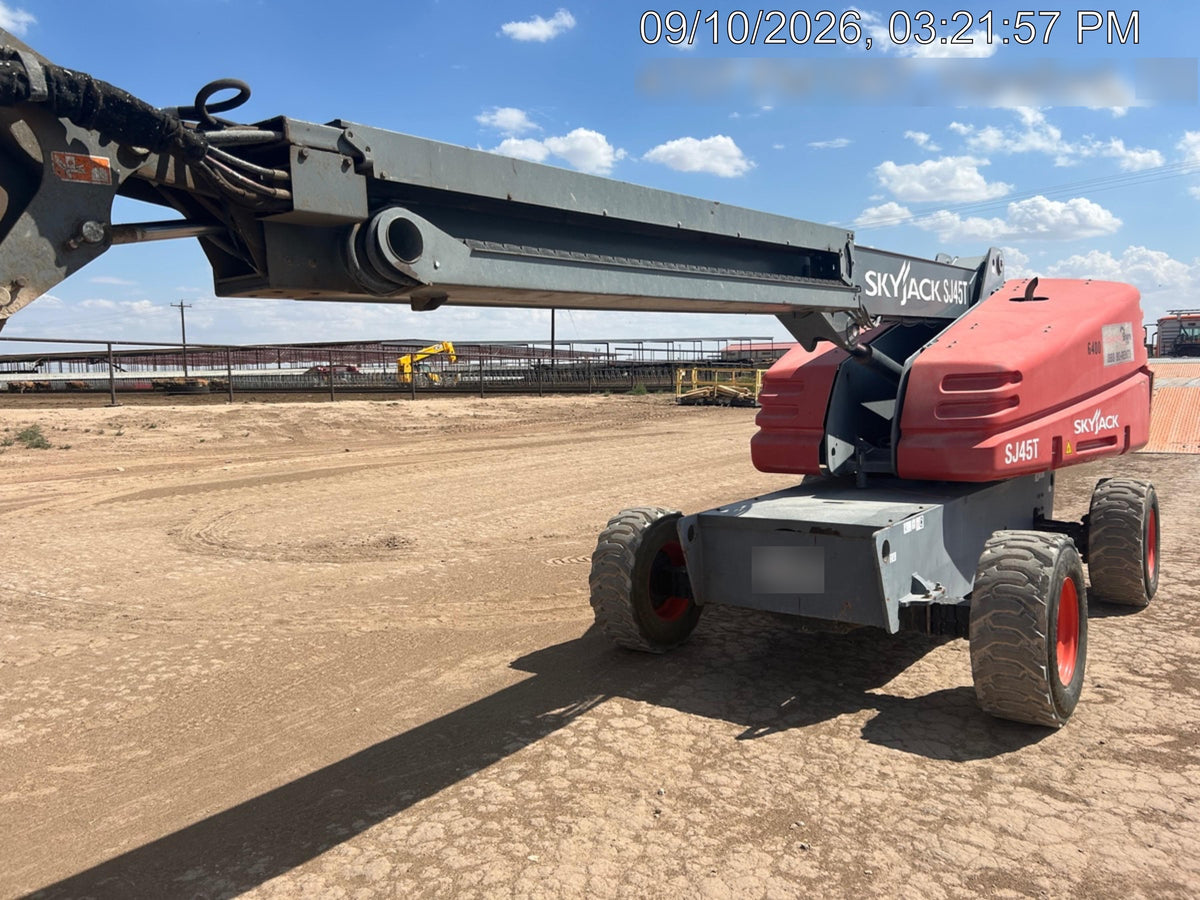 2017 SKYJACK SJ45T+