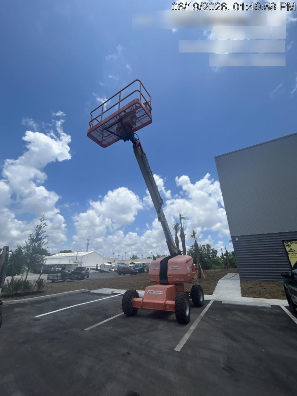 2020 JLG 400S