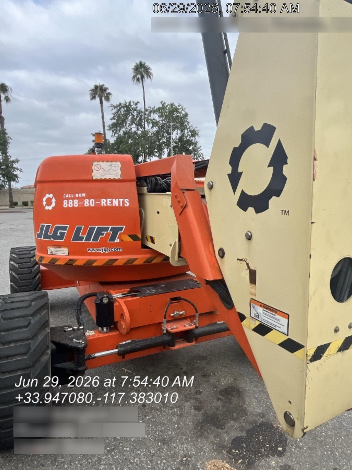 2023 JLG 600AJ