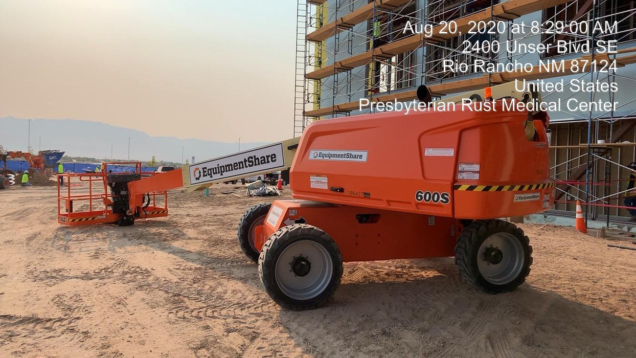 2020 JLG 600S