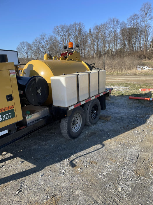 2021 Vac-Tron LP573XDT T4 Koehler Diesel Engine, 500 Gallon Debris Tank, x2 100 Gallon Water Tanks