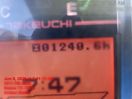 2022 TAKEUCHI TB235-2R