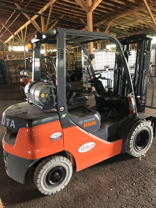 2022 TOYOTA 50-8FGU25