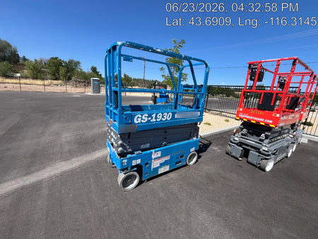2019 Genie GS-1930 Half Height Swing Gate, 800W Inverter