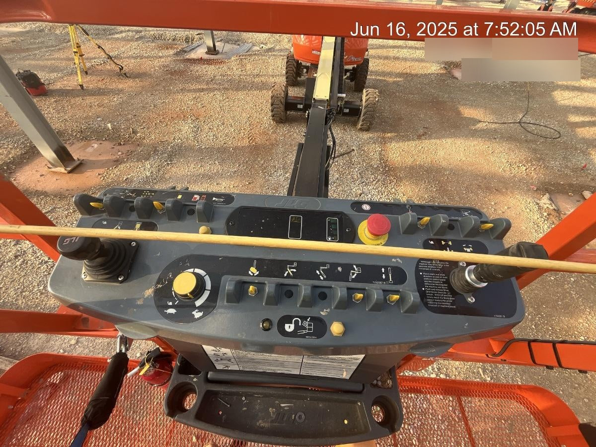 2024 JLG 460SJ