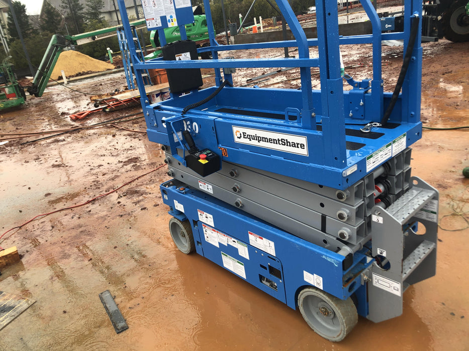 2019 Genie GS-1930 Fixed Rails with Chain Entry