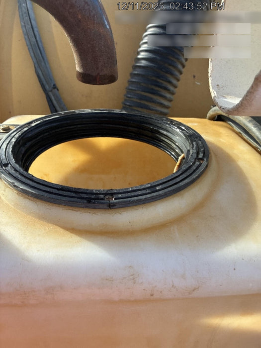 2021 Vac-Tron LP573XDT T4 Koehler Diesel Engine, 500 Gallon Debris Tank, x2 100 Gallon Water Tanks