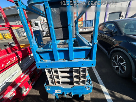 2020 Genie GS-1930 Solid Non Marking Tires, Beacon, Folding rails with half height swing gate, 800W Inverter