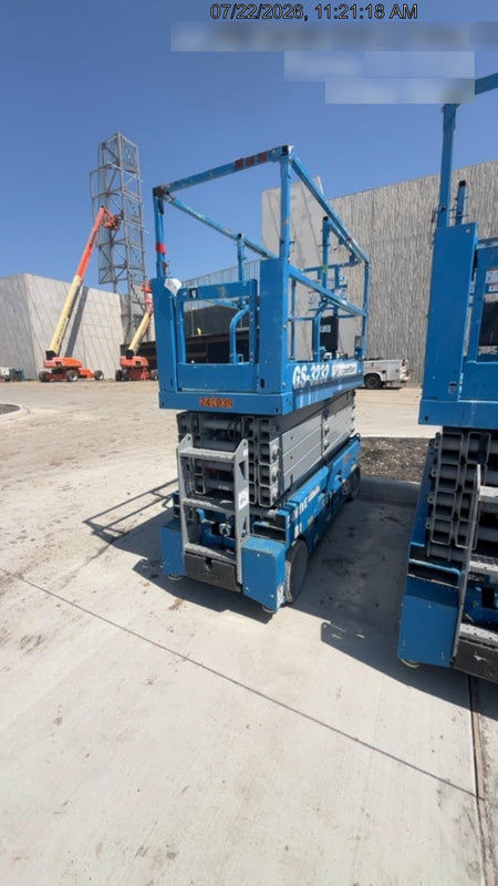2022 GENIE GS-3232