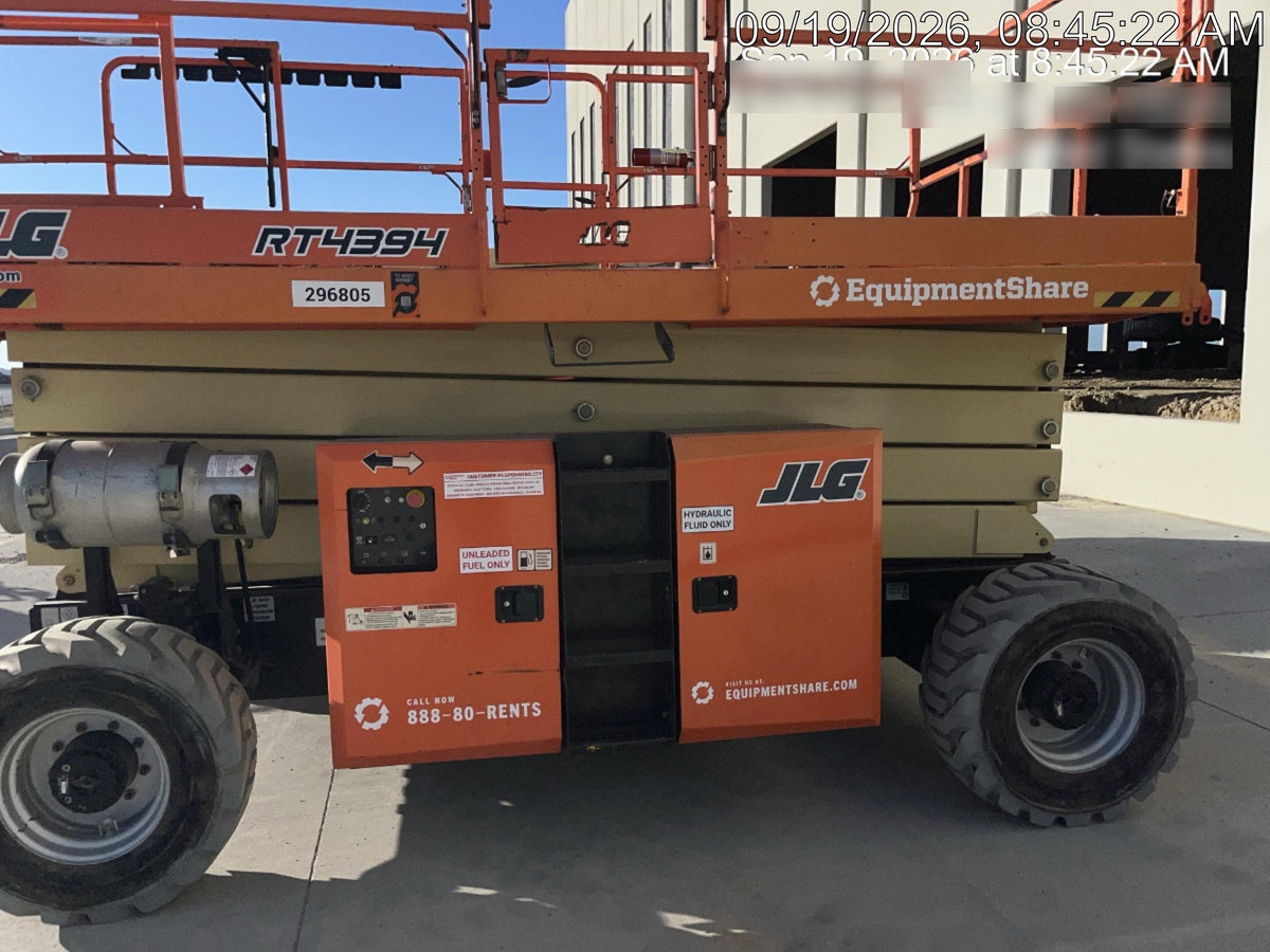 2023 JLG RT4394
