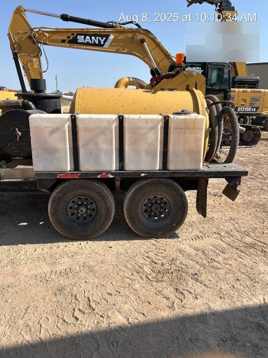 2021 VAC-TRON LP573XDT