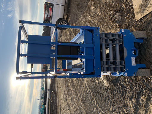 2019 Genie GS-2632 Folding rails with half height swing gate