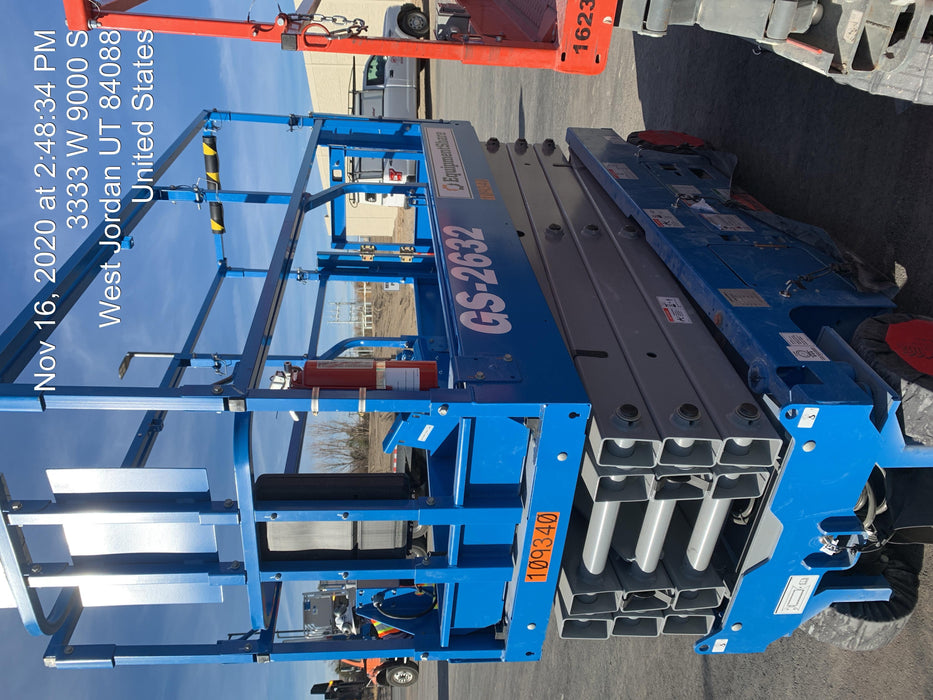 2020 Genie GS-2632 Solid NM Tires, Folding Rails with Half-Height Swing Gate, Beacon