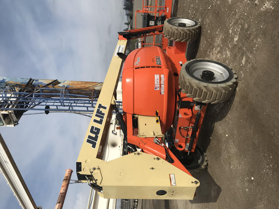 2019 JLG 600AJ