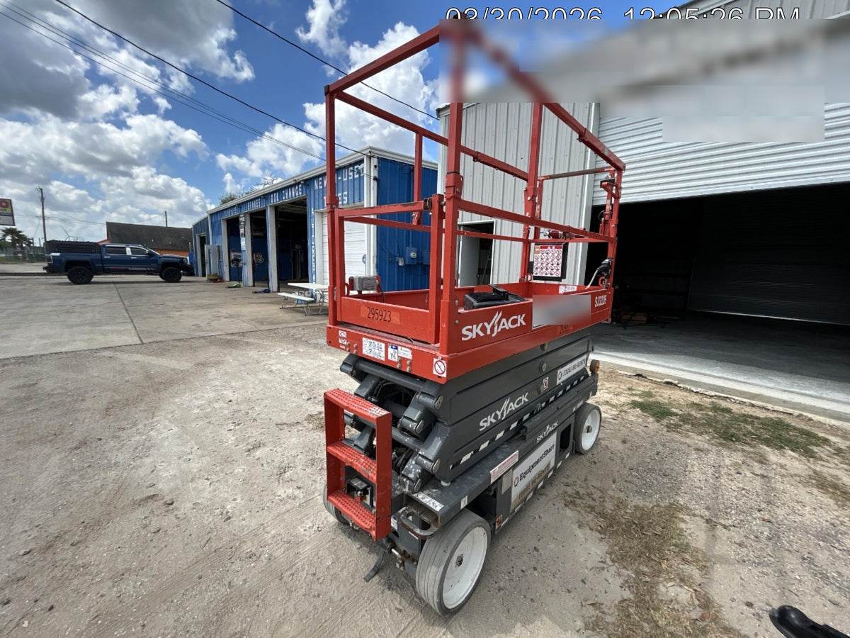 2023 SKYJACK SJ3226