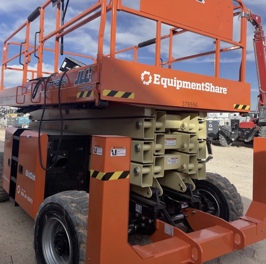 2023 JLG RT4394