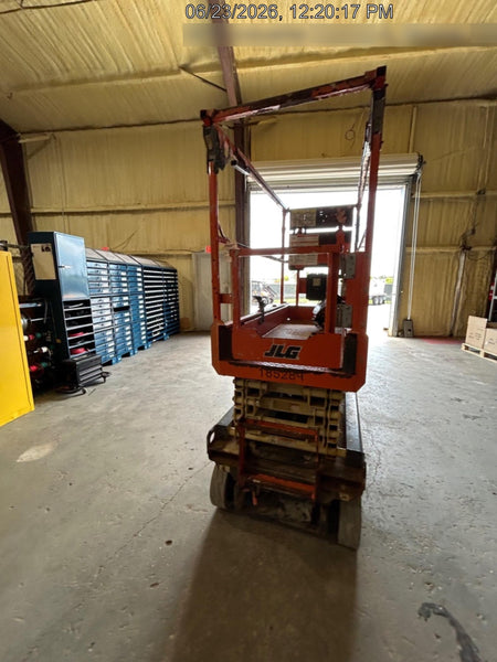 2021 JLG ES1932