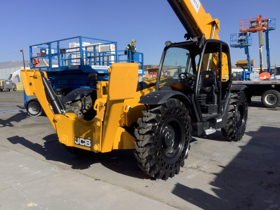 2021 JCB 512-56