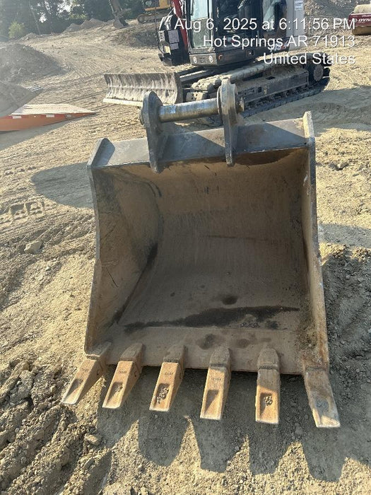 2025 JOHN DEERE 48" Bucket, Excavator 56,000 - 65,000 John Deere