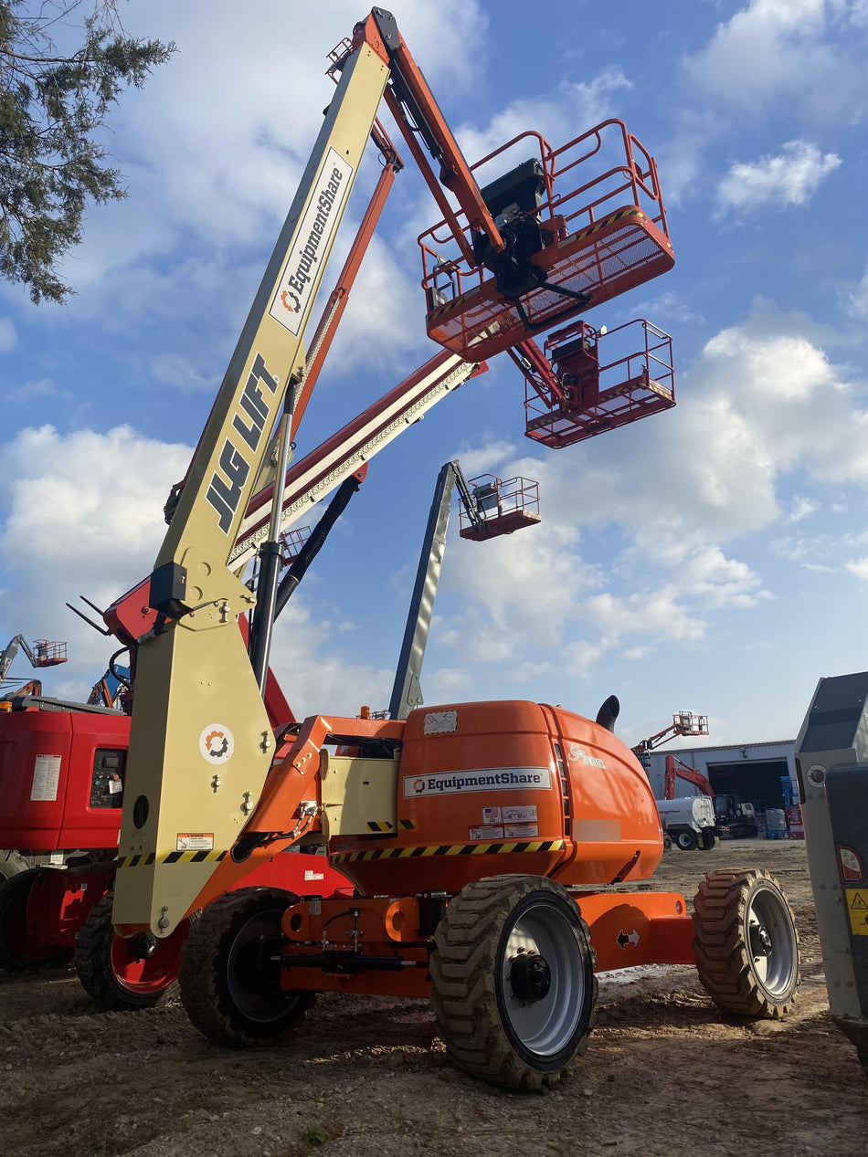 2021 JLG 600AJ