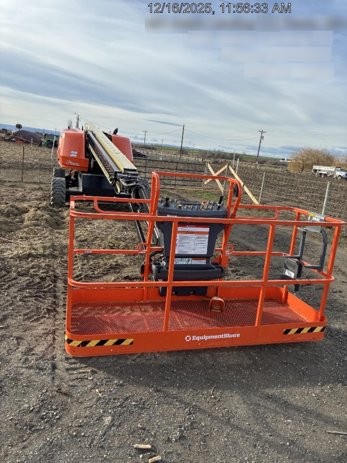 2025 JLG 660SJ
