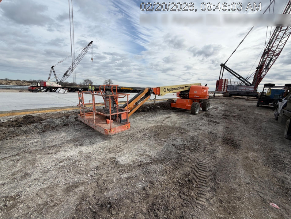 2022 JLG 660SJ