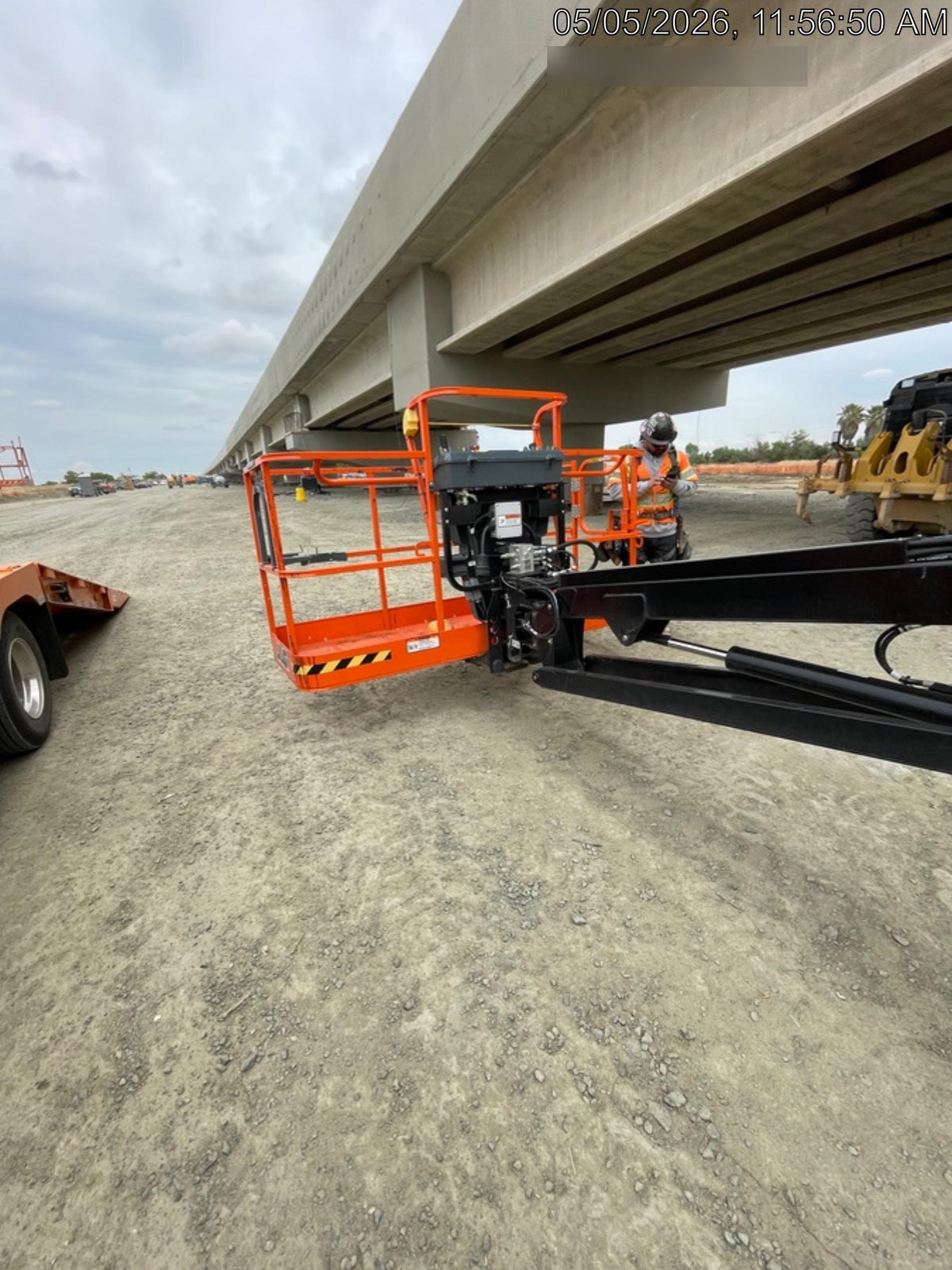 2025 JLG 660SJ