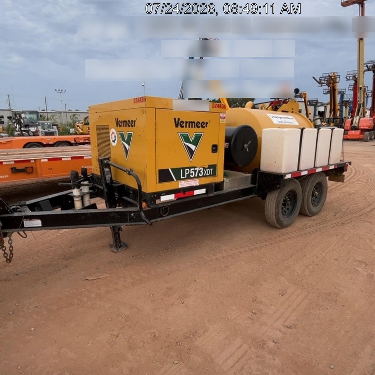 2023 Vac-Tron LP573XDT T4 Koehler Diesel Engine, 500 Gallon Debris Tank, x2 100 Gallon Water Tanks