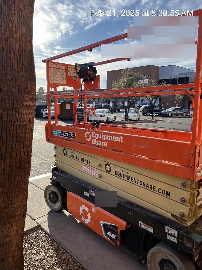 2022 JLG ES2632