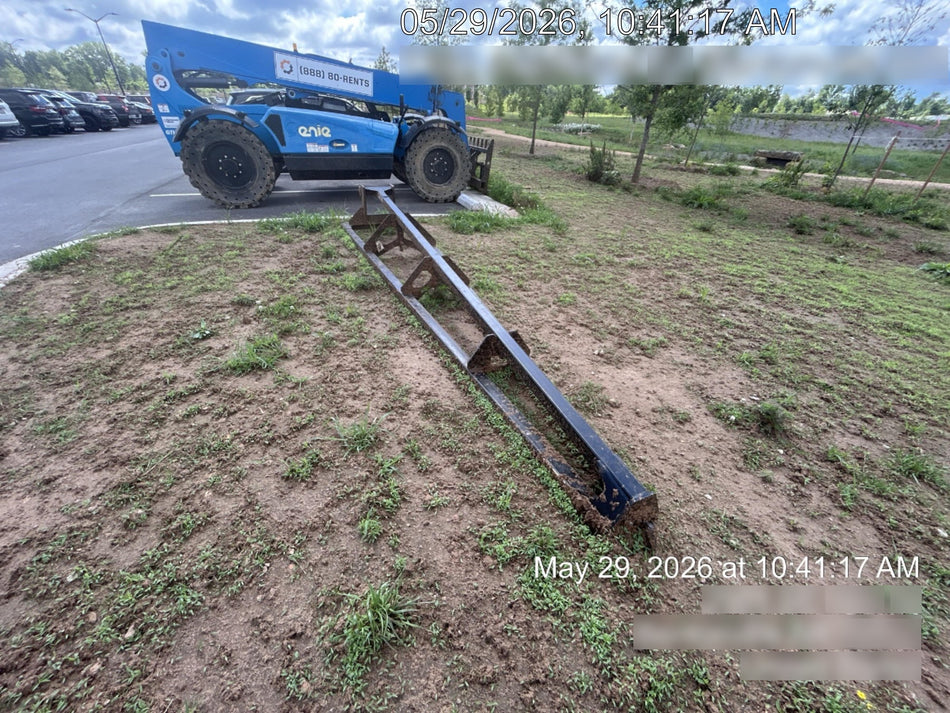 2023 JLG 1001275852