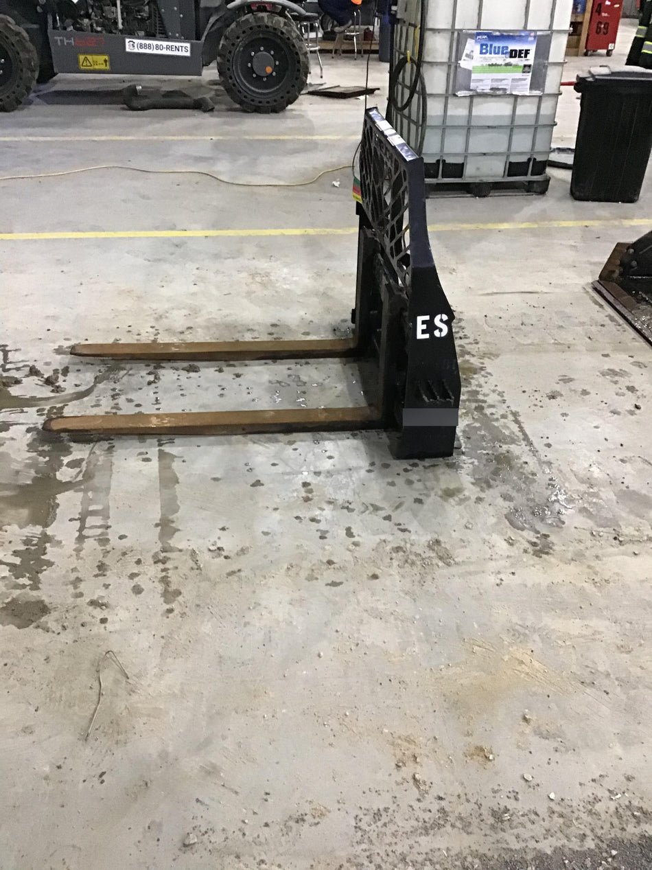 2019 PALADIN 48" Pallet Forks - Paladin