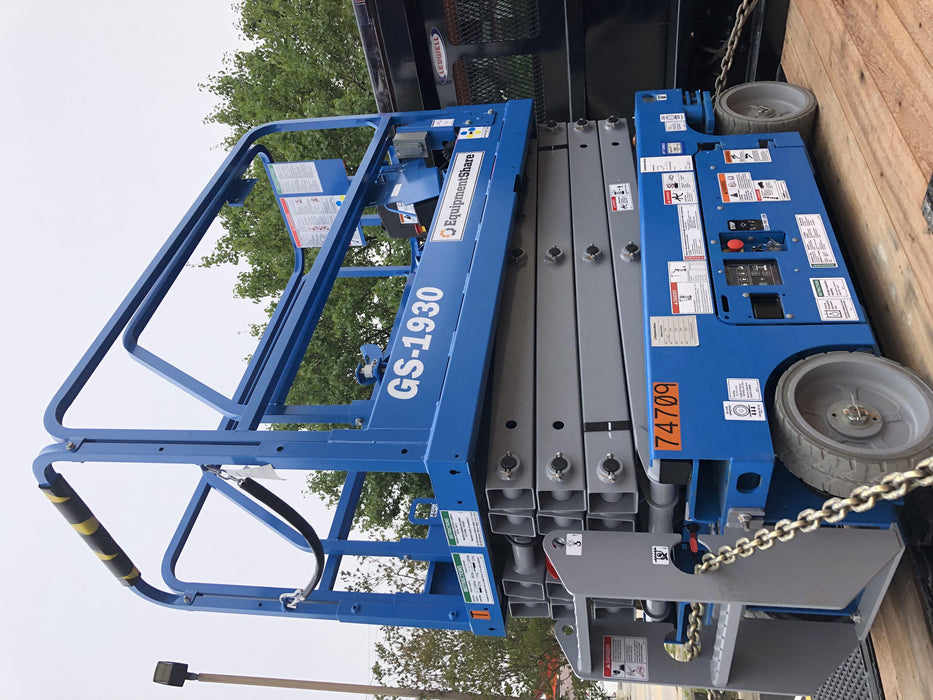 2020 Genie GS-1930 Fixed rails with chain entry gate - Pre A92.20