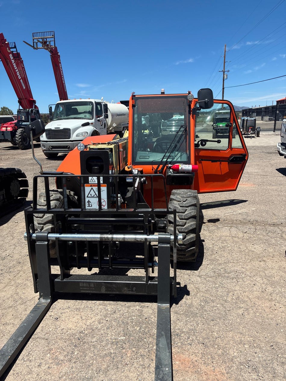 2026 JLG 519
