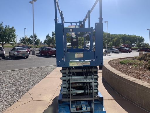 2020 Genie GS-3232 Standard, Folding half height swing gate