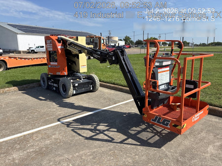 2025 JLG E300AJP