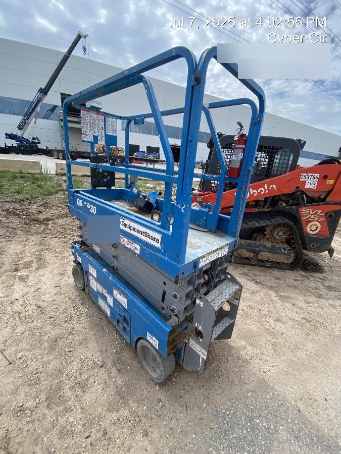 2019 Genie GS-1930 Fixed rails with chain Entry