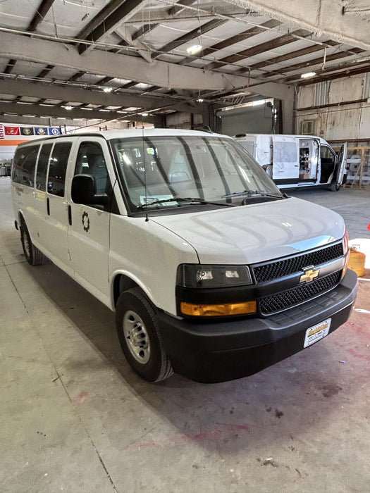 2025 CHEVROLET Express Van - Rental