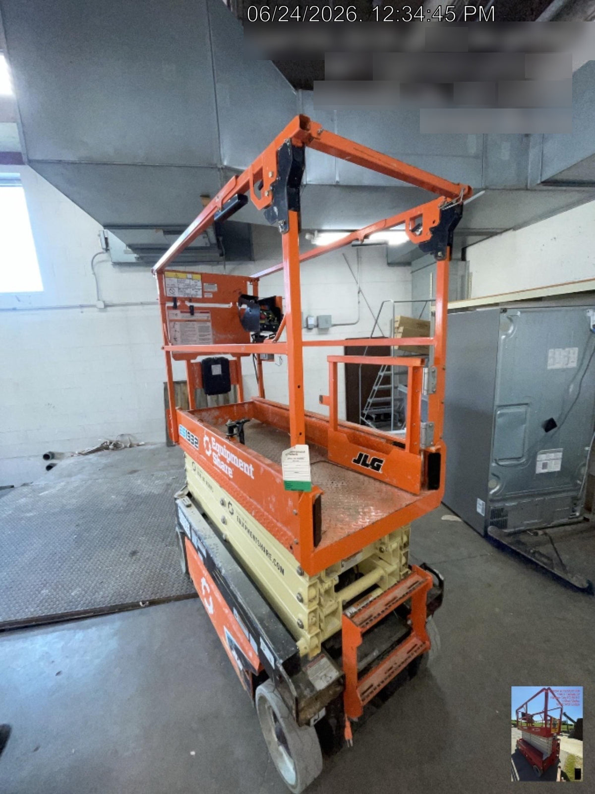 2023 JLG ES1932