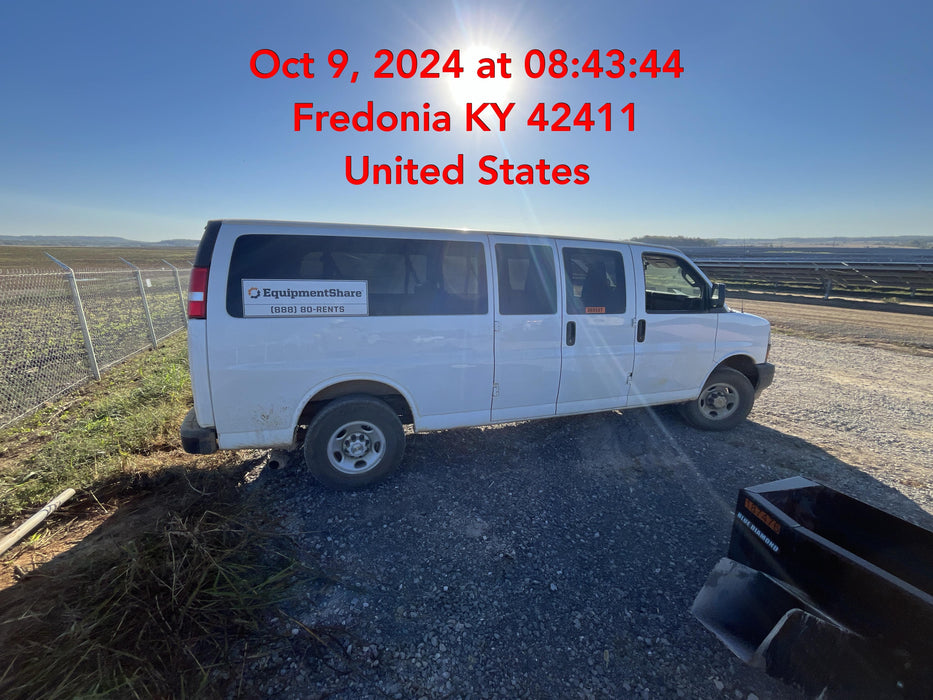 2023 CHEVROLET Express Van - Rental