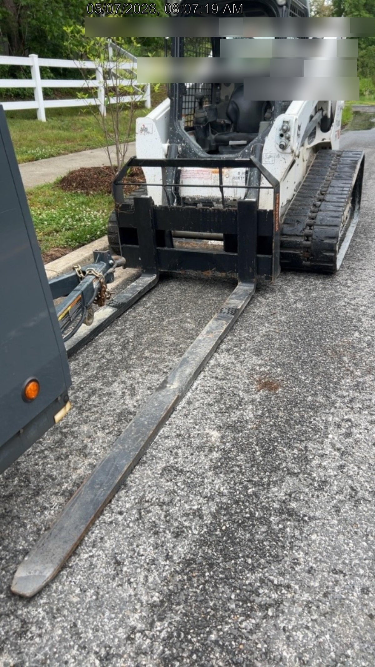 2025 ARROW MATERIAL HANDLING 24" Pallet Fork Frame
